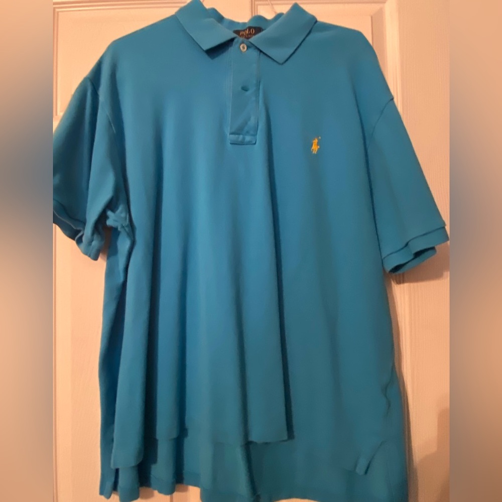 Mens like new polo shirt size 1Xbig color teal/turquoise
